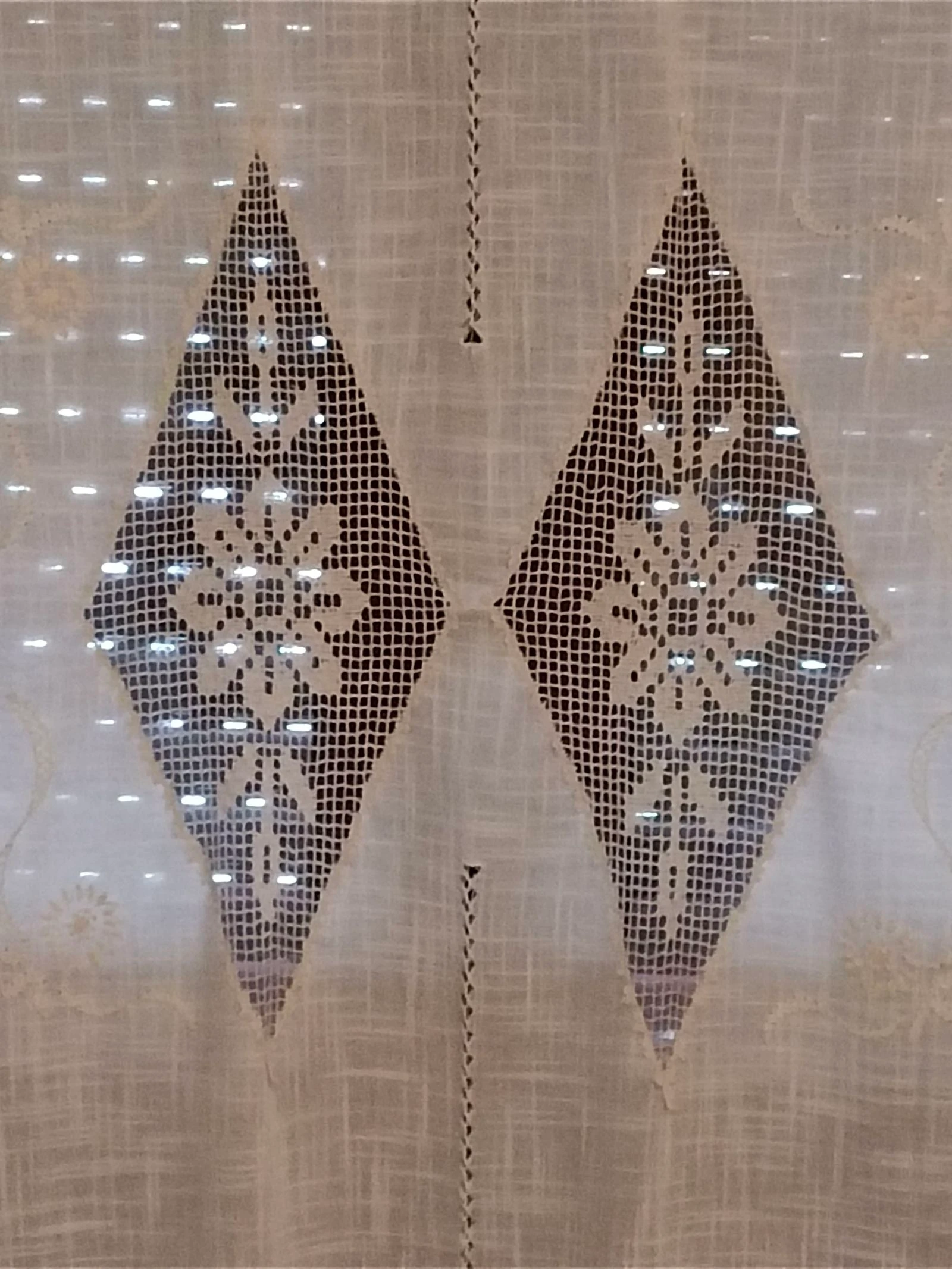 Rideau brodé avec dentelle – photo 7